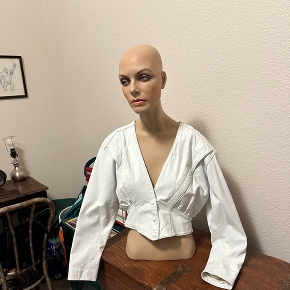 Chia Jackets & Blazers - Vintage 1980’s Chia White Leather Jacket in a size M